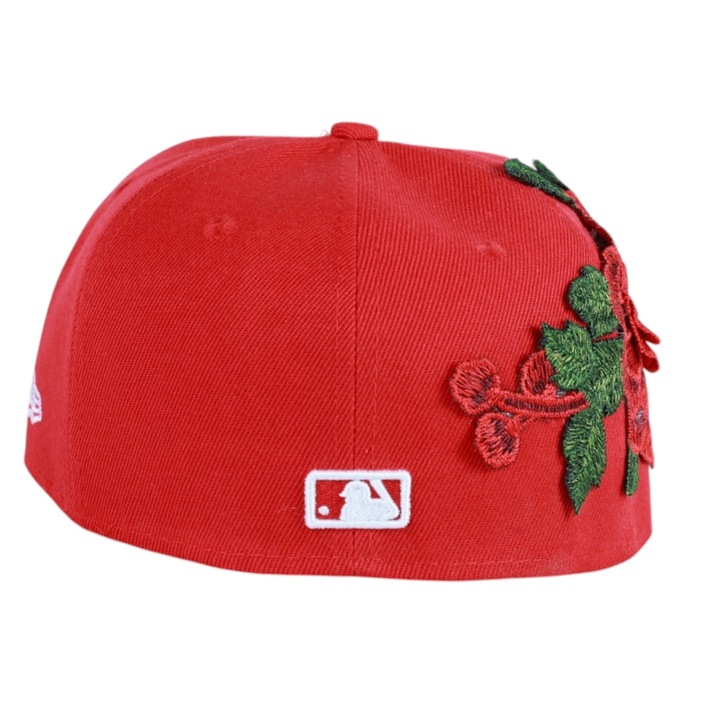 Red Roses NY Fitted "White Pearl" Cap