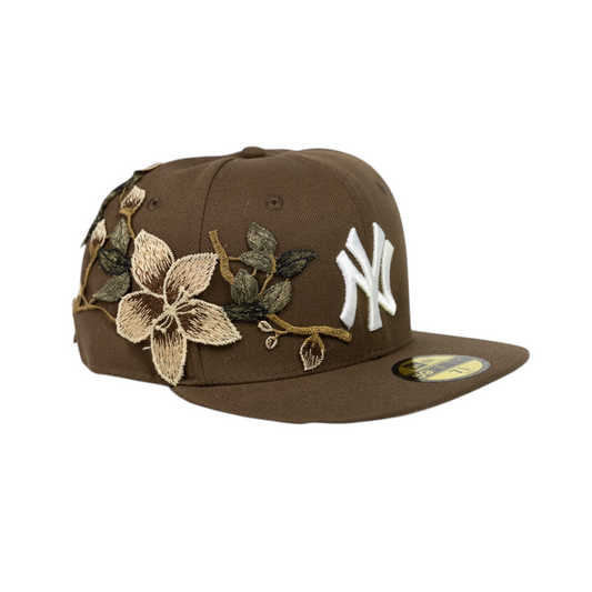 BROWN NY "TREE FLOWER" CAP